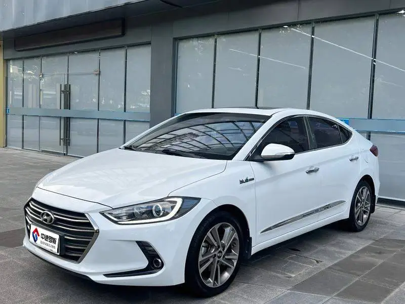 Leading 2016 1.6L Automatic Intelligent Elite