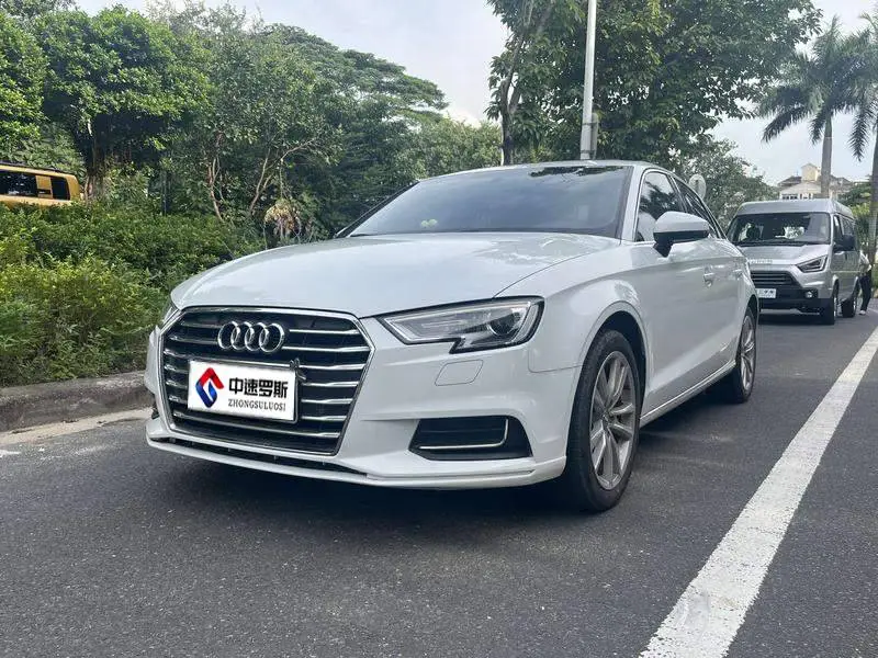 Audi A3 2019 Limousine 35 TFSI Progressive National V