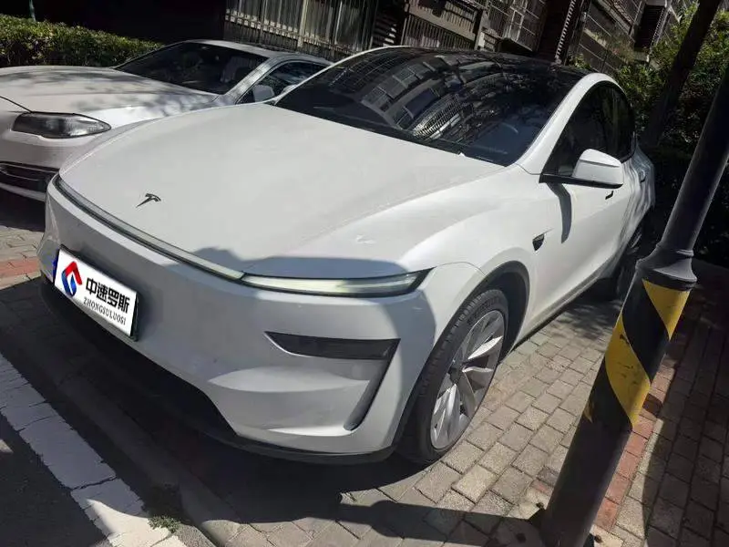 Model Y 2026 Rear-Wheel Drive Version