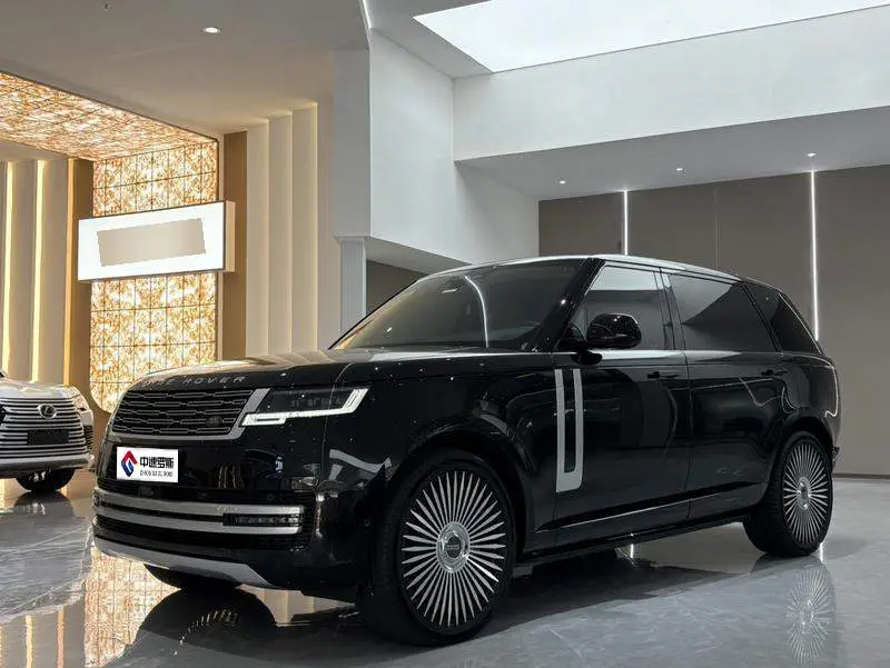 Range Rover 2024 3.0 L6 400PS Genesis Extended Edition