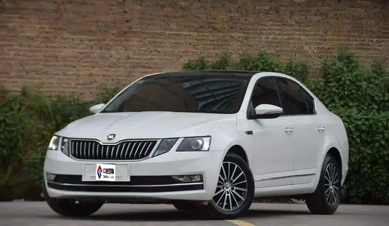 Octavia 2018 TSI230 DSG Luxury Edition