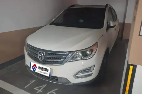 Baojun 560 2016 1.8L Manual Luxury Model