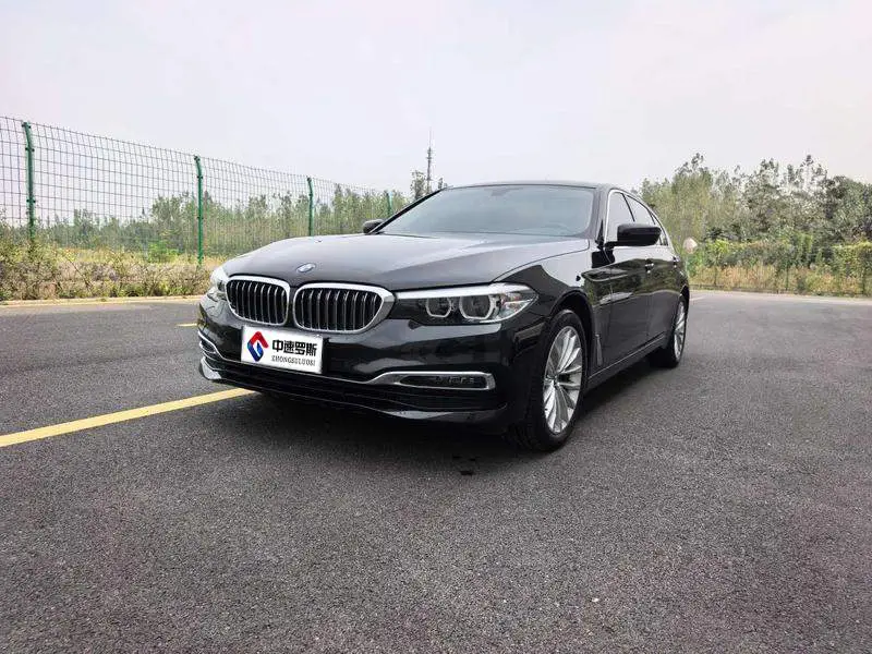 BMW 5 السلسلة 2019 525Li Luxury Package