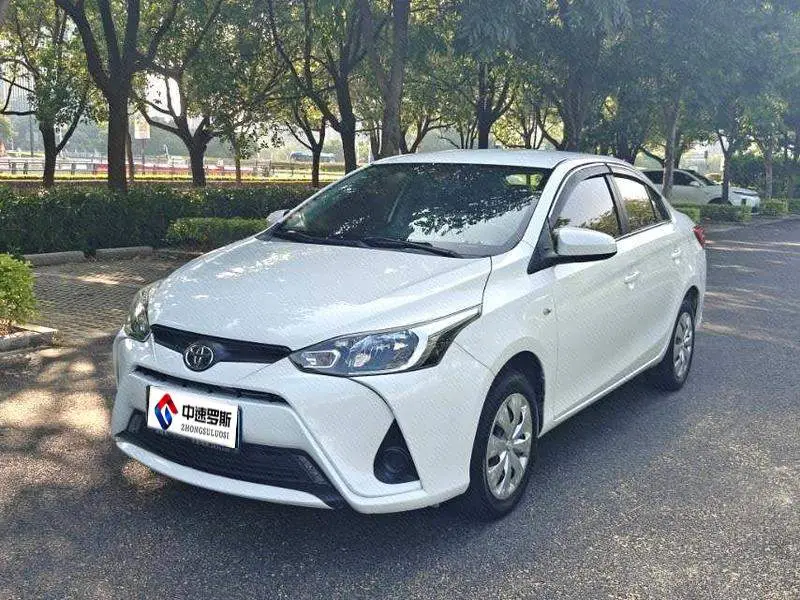 YARiS L Enjoy 2017 1.5E CVT Charm Edition