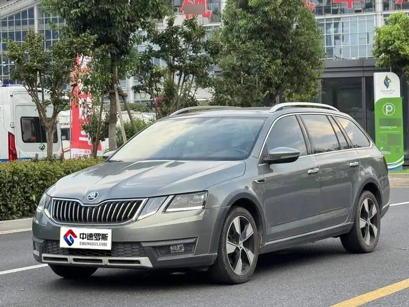 Octavia 2018 TSI280 DSG Ultimate Edition