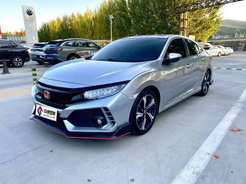 Civic 2016 220TURBO CVT Deluxe Edition