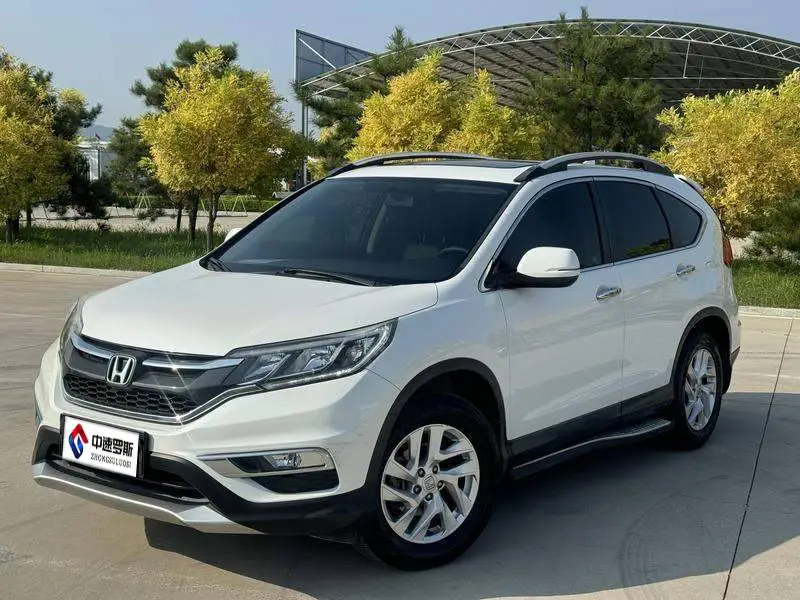 Honda CR-V 2015 2.4L 2WD Deluxe Edition
