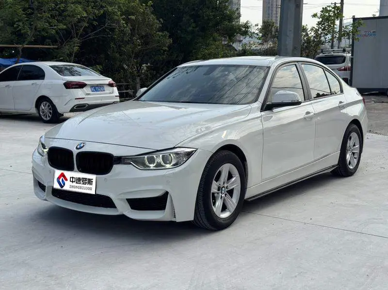 BMW 3 Series 2013 320i Fashion Model