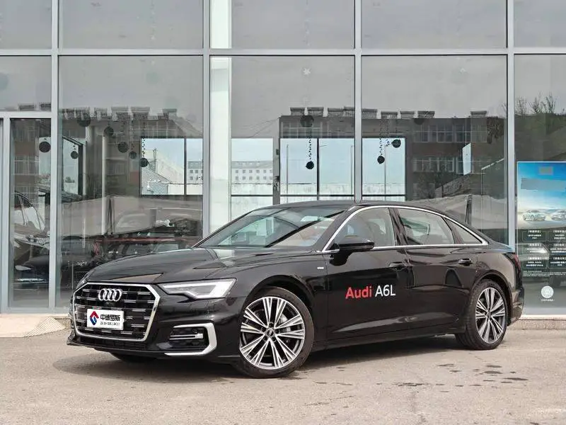 Audi A6L 2025 45 TFSI Selected Dynamic Edition
