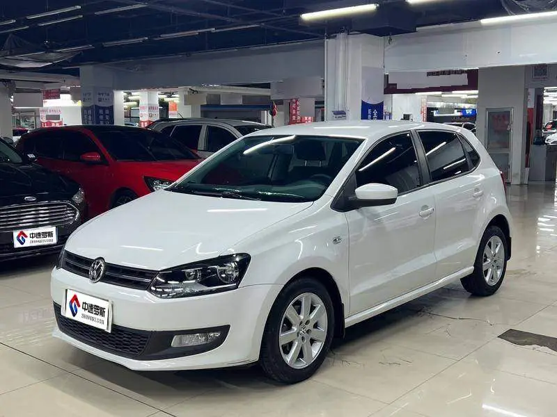 Polo 2013 1.6L Automatic Comfort Edition