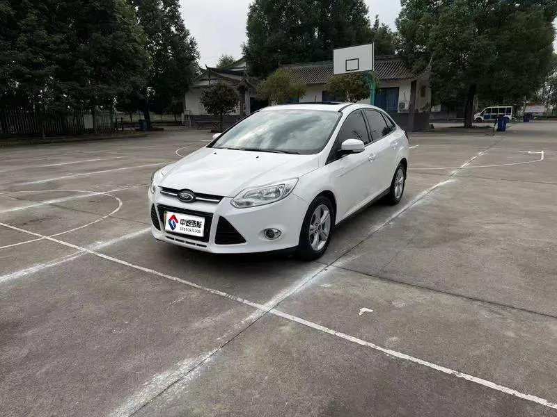 Fox 2012 Sedan 1.6L Automatic Comfort