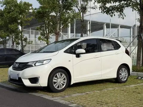 Fit 2016 1.5L LXS CVT Comfort Sunroof Edition