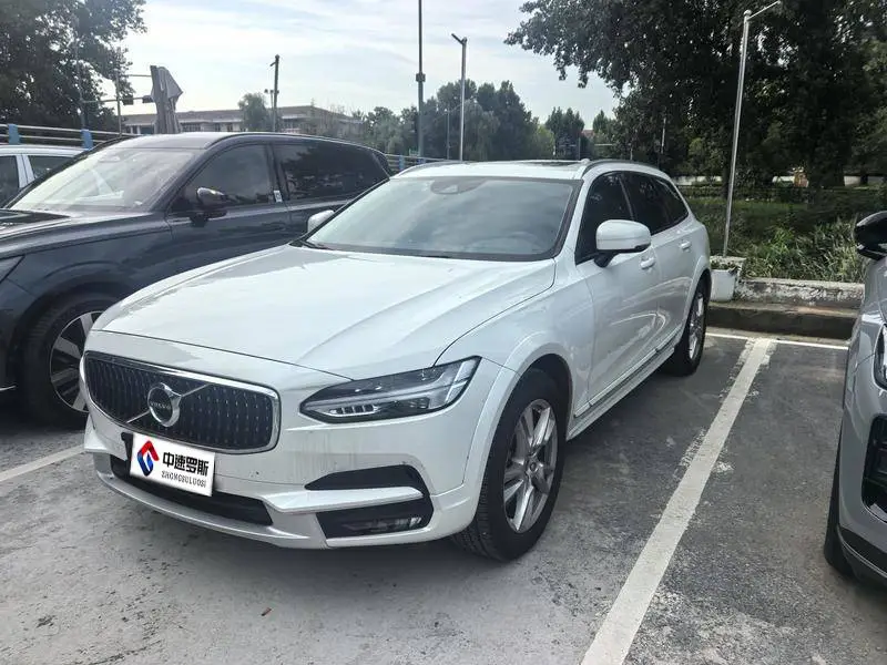 Volvo V90 2019 Cross Country T5 AWD Zhiyuan Edition National VI