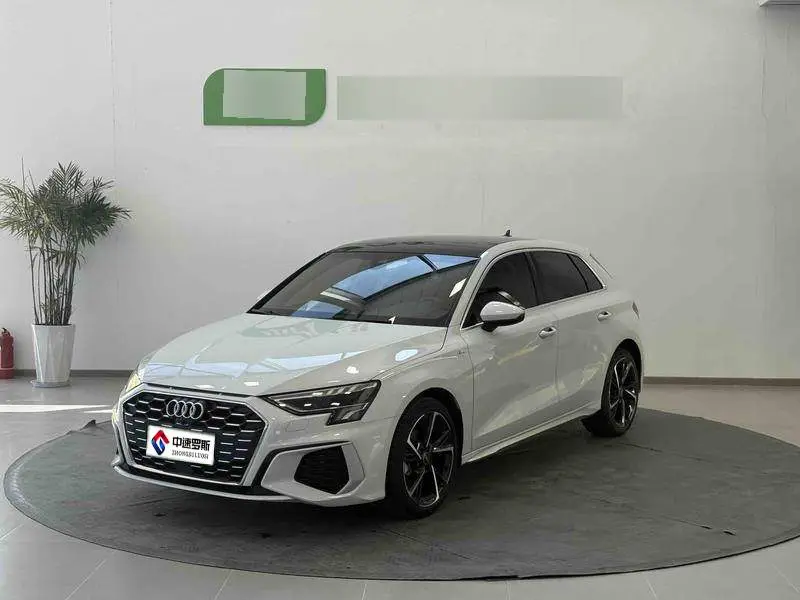 Audi A3 2023 Sportback 35 TFSI facelift: stylish and sporty