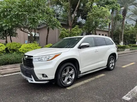 Highlander 2017 2.0T 4WD Luxury Edition 7 Seaters