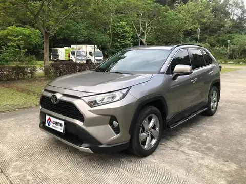 RAV4 Rongfang 2020 2.0L CVT 2WD Fashion PLUS Edition