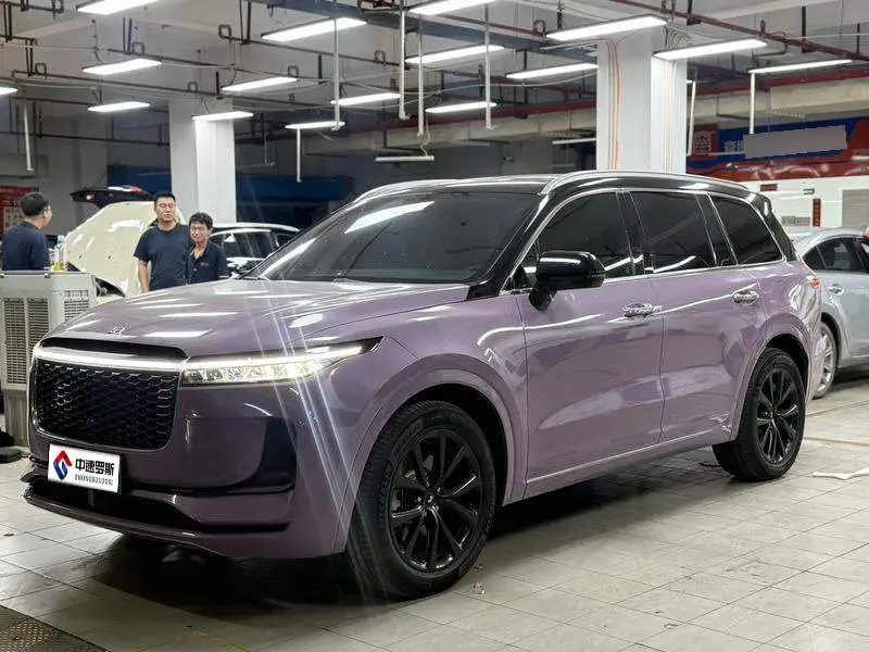 Ideal ONE 2021 Extended Range 6-seater Edition