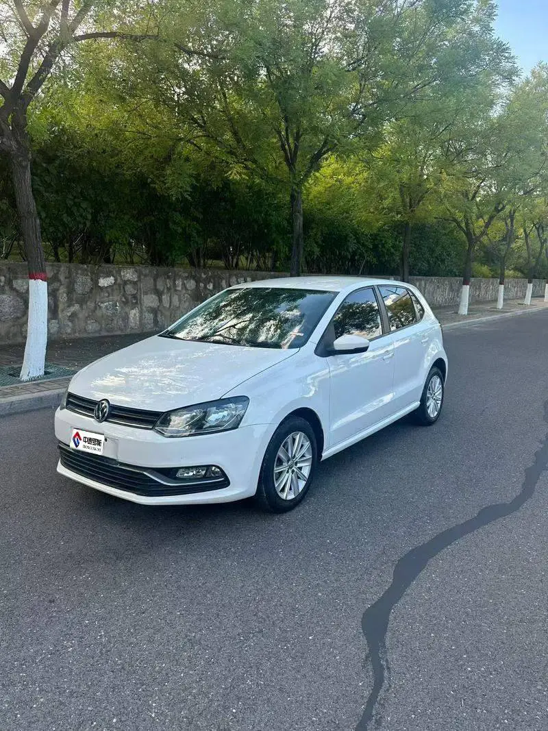 Polo 2014 1.4L Automatic Comfort Edition
