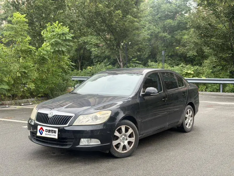 Octavia 2013 2.0L Automatic Yijie Edition