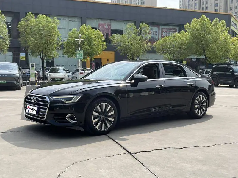 Audi A6L 2023 45 TFSI Premium Elegance