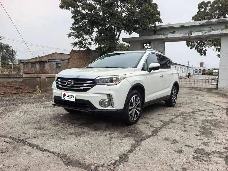 Trumpchi GS4 2017 235T Automatic 2WD Luxury Smart Edition