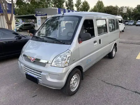 Wuling Rongguang 2012 1.5L extended standard model