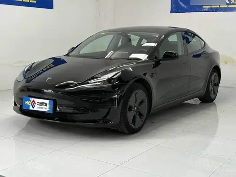 الطراز 3 2022 rear-wheel drive version