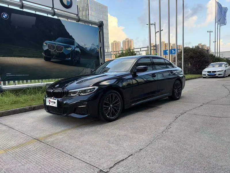 BMW 3 Series 2022 325Li M Sport Night Edition