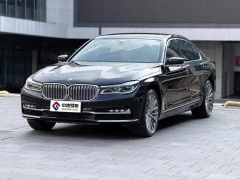 BMW 7 ซีรีส์ 2018 740Li Leading Excellence Package