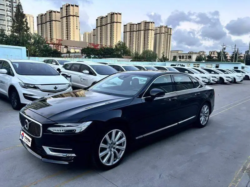Volvo S90 2018 T5 Smart Edition