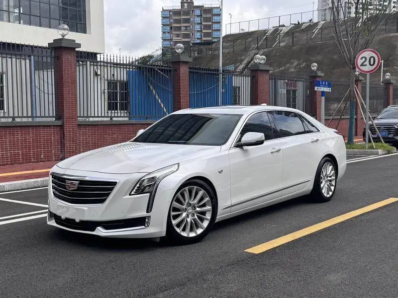 Cadillac CT6 2017 28T Leading Model