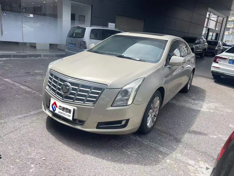 Cadillac XTS 2013 28T Elegant