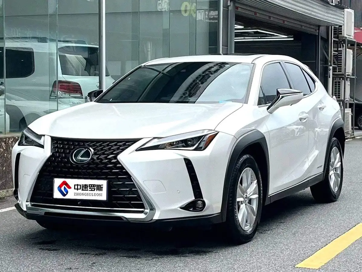 Lexus UX 2022 260h Exploration Fun Edition