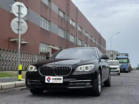 BMW 7 Dòng xe 2014 730Li Premium Edition