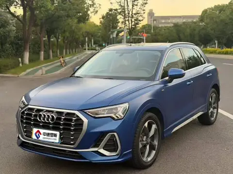 Audi Q3 2020 35 TFSI Stylish and Dynamic