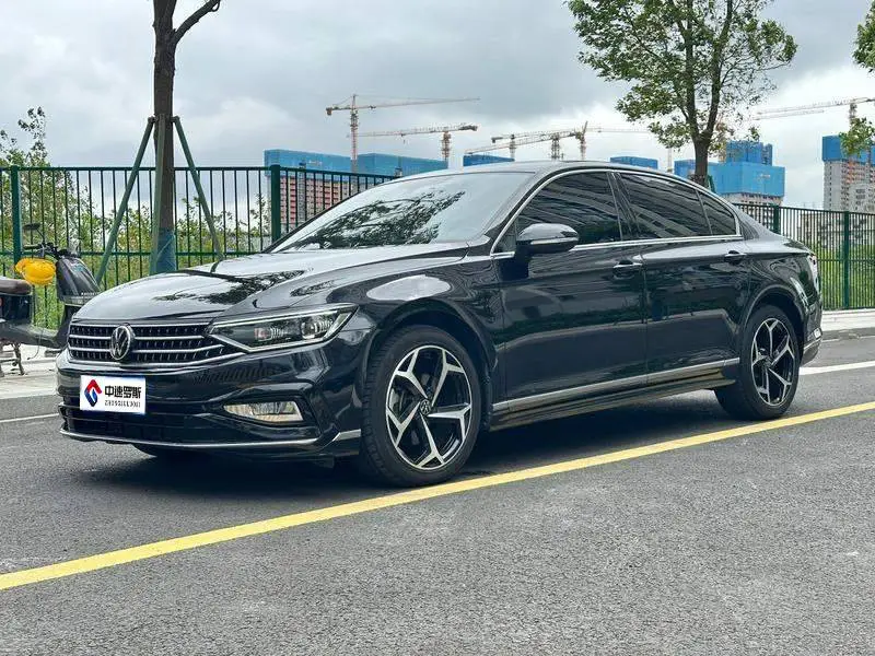 Magotan 2023 2 Millionth Anniversary Edition 330TSI DSG Leading Edition