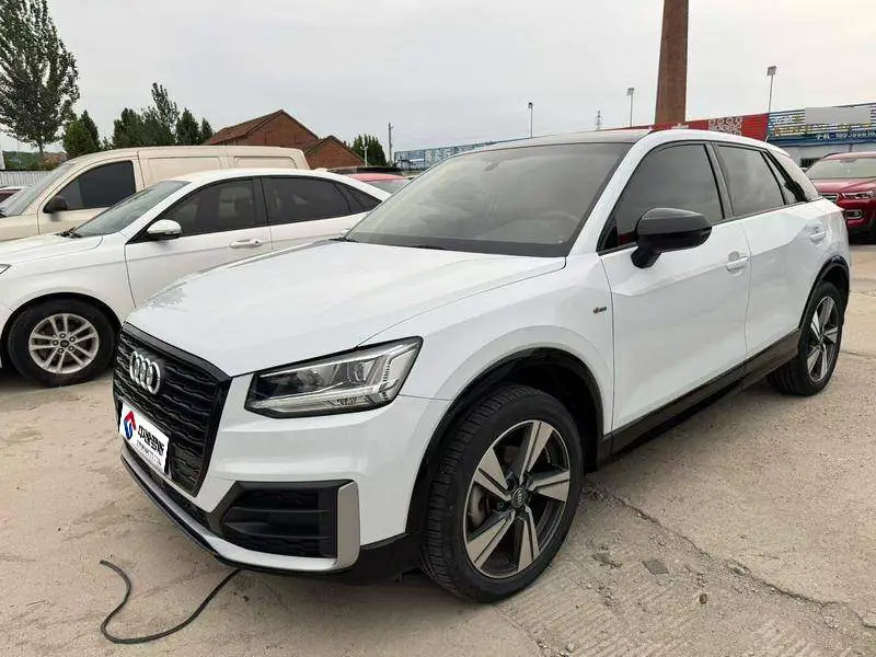 Audi Q2L 2020 35 TFSI Stylish and Dynamic