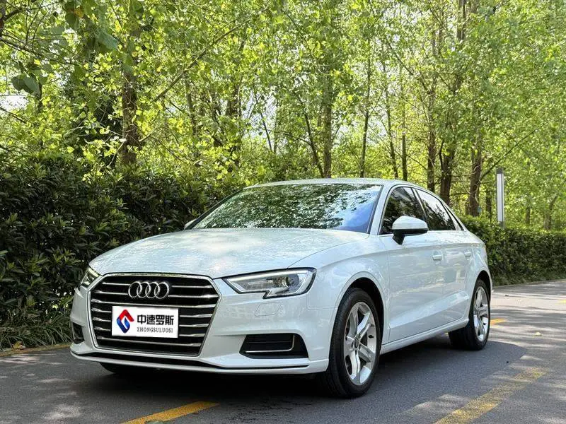 Audi A3 2019 Limousine 35 TFSI Progressive National VI