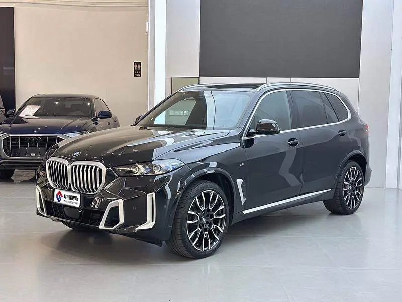 BMW X5 2023 xنظام الدفع 40Li M Sport Package