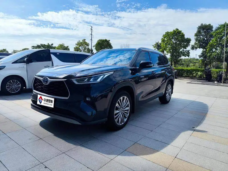 Highlander 2022 Hybrid 2.5L 2WD Premium Edition 7 Seaters
