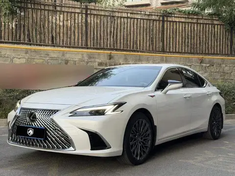 Lexus ES 2025 200 Premium Edition