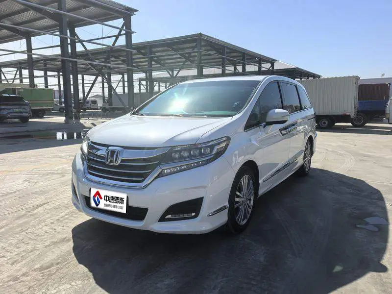 Elysion 2016 2.4L Luxury Edition