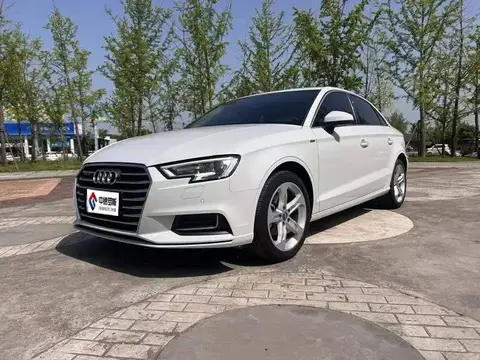 Audi A3 2019 Limousine 35 TFSI Progressive National V