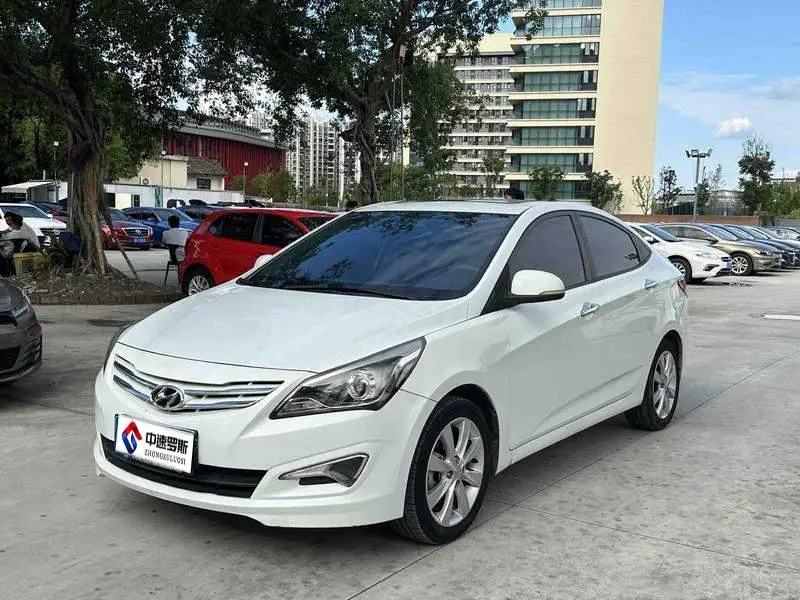 Rena 2014 1.4L Manual Smart GLS