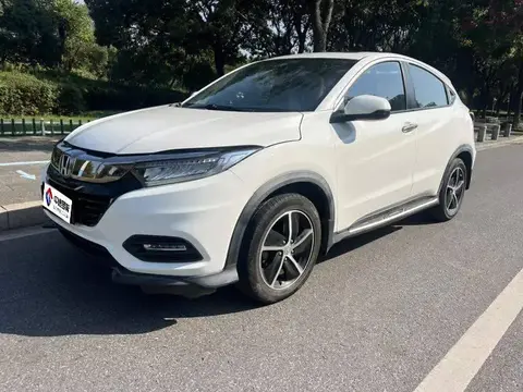 VEZHI 2019 220 TURBO CVT Luxury Edition National VI