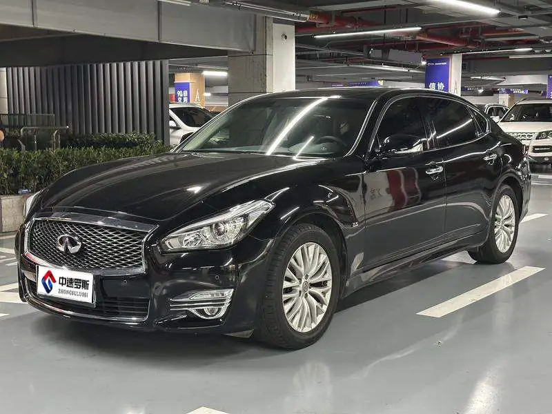 Infiniti Q70 2017 Q70L 2.5L Enjoy Edition