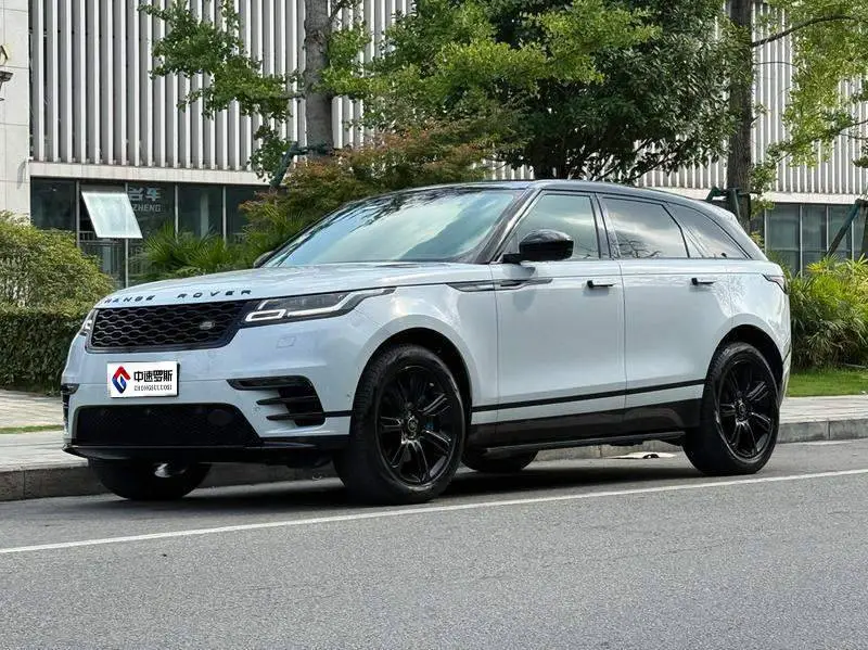 Range Rover Velar 2022 250PS Gold Collector's Edition