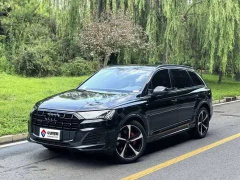 Audi Q7 2022 55 TFSI quattro S line Snow and Ice Sports Edition