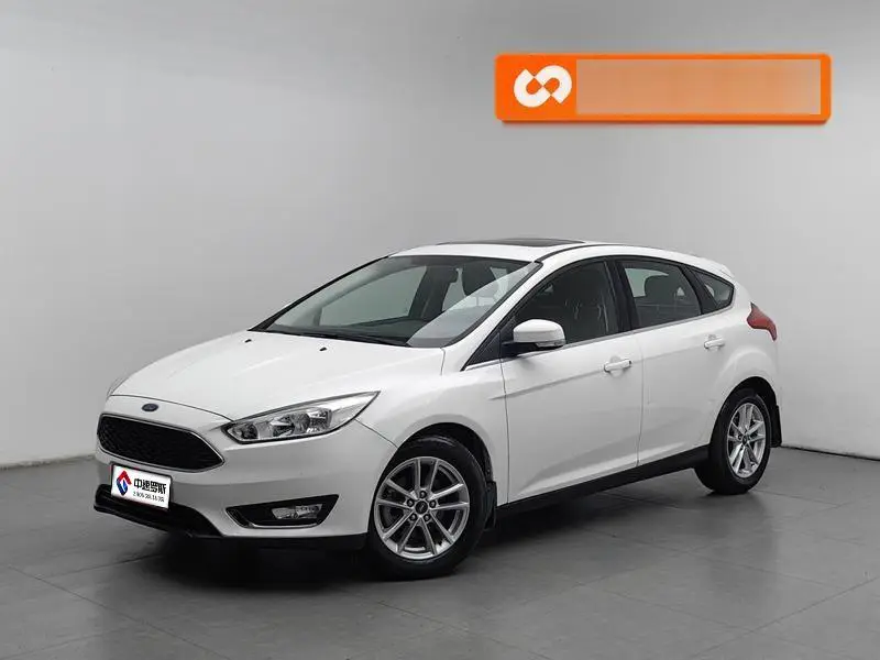Fox 2015 EcoBoost 180 hatchback automatic elite