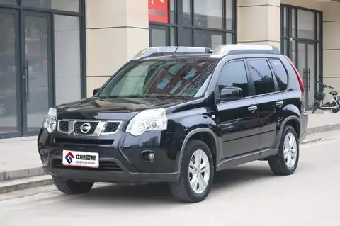 X-Trail 2012 2.5L CVT Deluxe 4WD